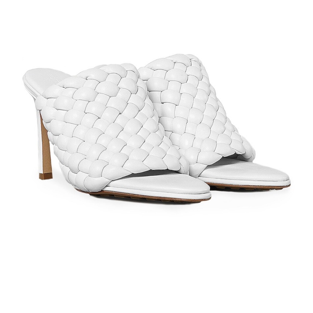 BOTTEGA VENETA Padded Intreccio Leather Sandals White Sz Eur 39.5 NIB